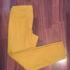 NWT Old Navy Pixie Pants